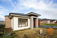 Book Cranbourne West Accommodation Vacations Accommodation ACT Accommodation ACT
