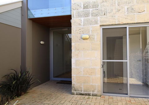 16 Seine Bay Apartment - Accommodation ACT 2