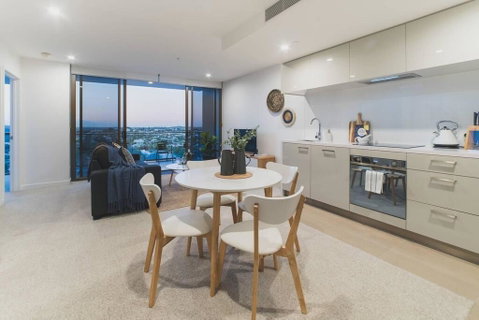 2 Bed Brisbane Resort Apartment - Accommodation ACT 2