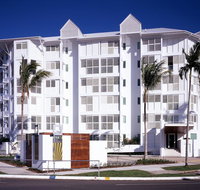 201 Lake Street - Accommodation ACT