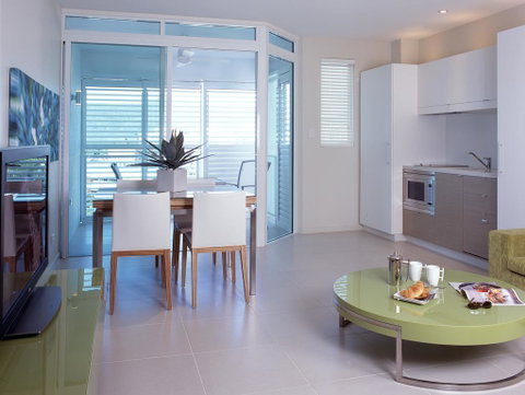 201 Lake Street - Accommodation ACT 3
