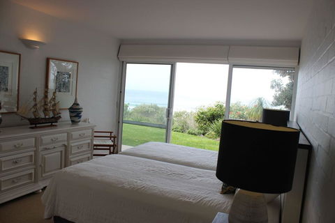 22 ON COAST - (Weekly Only) - Accommodation ACT 2
