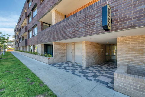 Beautiful Light Filled Apartment - Accommodation ACT 4