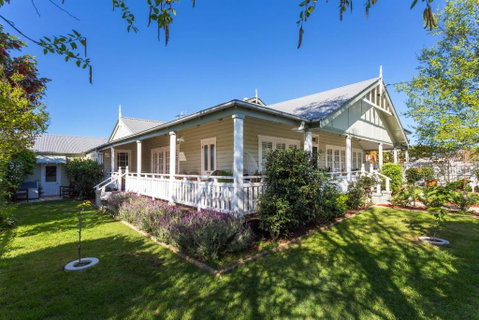 BIRCHES B&B - Accommodation ACT 0