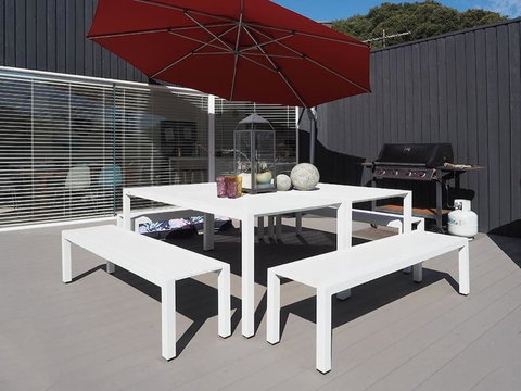 BLAIRGOWRIE POOLSIDE....resort Style Living - Accommodation ACT 1