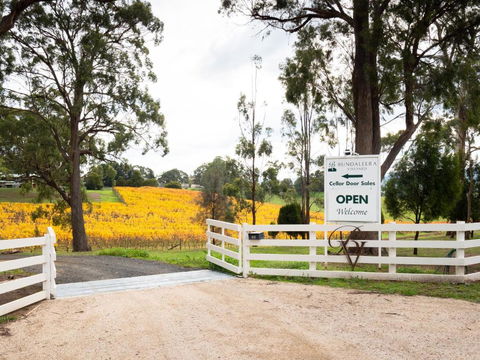 Bundaleera Vineyard And Farm Stay - Accommodation ACT 1