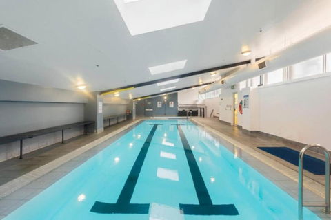 Center 1-Bed With Sauna, Gym, BBQ & Parking - Accommodation ACT 1