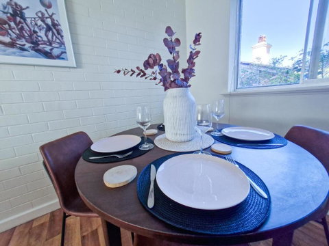 Crawley Cosy Urban Retreat Close To CBD UWA Free Park Netflix - Accommodation ACT 3