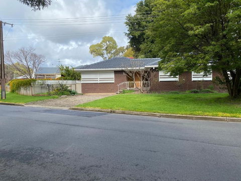Creek Front House - Accommodation ACT 2