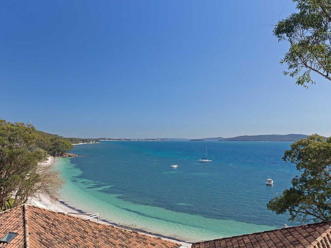 3 'Sebastapol' 66 Thurlow Avenue - Gorgeous Unit Overlooking Dutchies Beach - Accommodation ACT 1