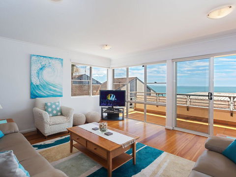 3 'The Clippers' 131 Soldiers Point Road - Fabulous Waterfront Unit - Accommodation ACT 0