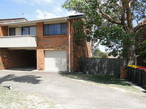 3/4 Victor Parade - Great Townhouse & Walk To The Beach - Accommodation ACT 2