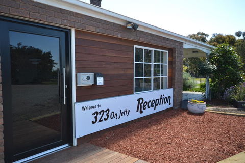 323 On Jetty - Accommodation ACT 1