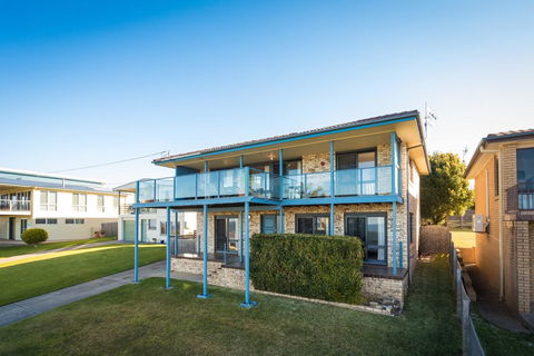 45 Hillside Cres Beach House - Accommodation ACT 0
