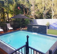 5 Bedroom Luxury Villa - Hope Island - Accommodation ACT
