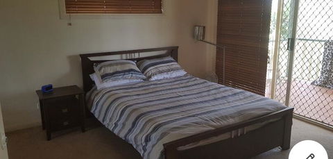 5 Mins To Movie World & Pet Friendly - Accommodation ACT 1
