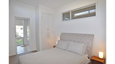 52 ON BAYVIEW - PET FRIENDLY (OUTSIDE ONLY) - Accommodation ACT 1