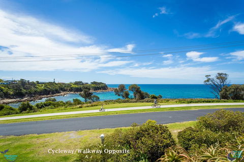 84 Ocean Parade - Accommodation ACT 3
