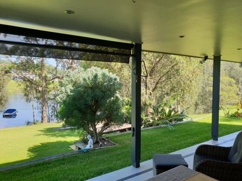 9 Hayward St - Stay Lakeside - Accommodation ACT 0