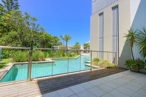A Deluxe Swim Up - Drift Apartments South - Accommodation ACT 1