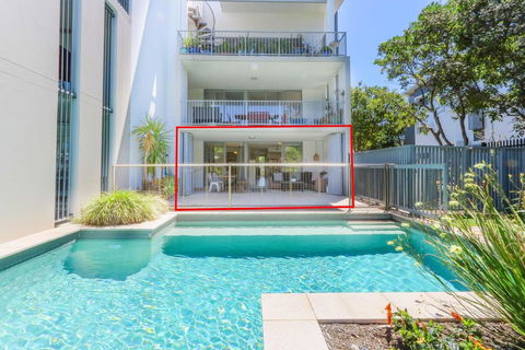 A Deluxe Swim Up - Drift Apartments South - Accommodation ACT 0