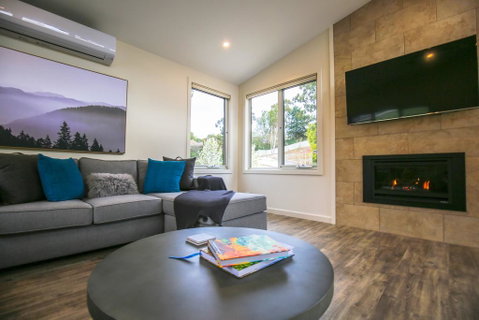 A Pear Tree Loft - Accommodation ACT 2