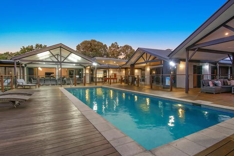 A PERFECT STAY - Lennox Unique Coastal Retreat - Accommodation ACT 0