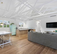 A PERFECT STAY - Sunset Beach - Summer Breeze - Accommodation ACT