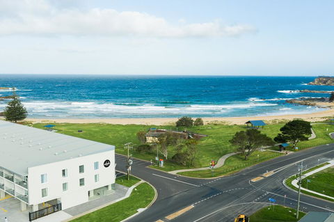 Abode Malua Bay - Accommodation ACT 3