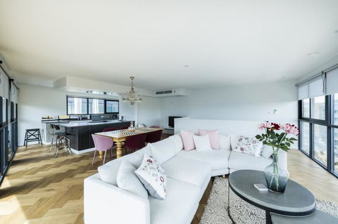 Accommodate Canberra - Warehouse - Accommodation ACT 0