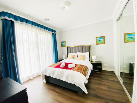 DnF House In Williams Landing - Accommodation ACT 0
