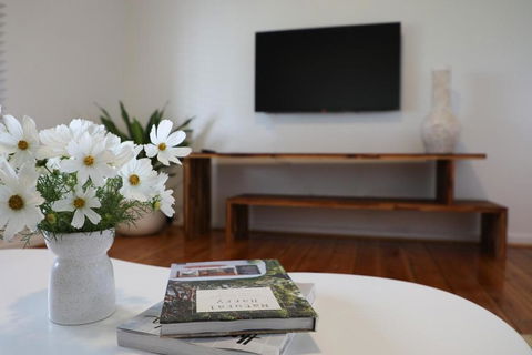 Dreamy Abode - Vineyard Retreat - Accommodation ACT 2