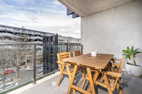 Exclusive Braddon 2BR APT Near Civic - Accommodation ACT 2