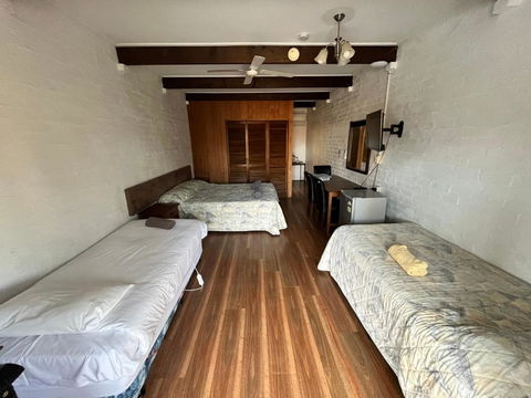 El Toro Motel - Accommodation ACT 1