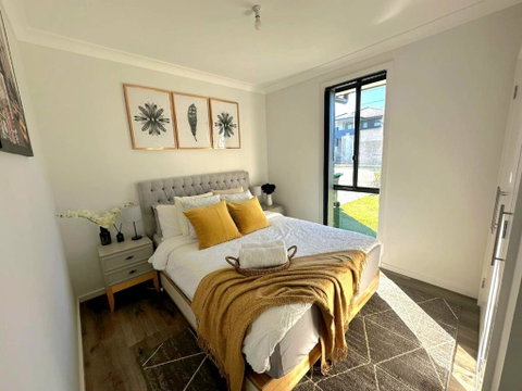 Entire 2br, Hideaway - Accommodation ACT 1