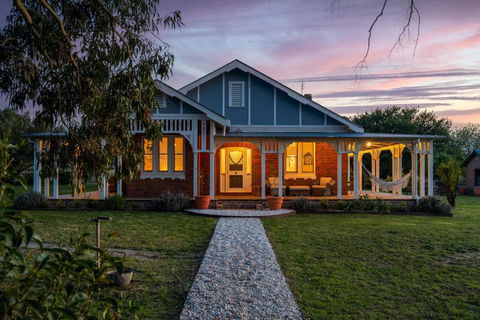 Experience The Charm Of Little Plains Homestead - Accommodation ACT 3