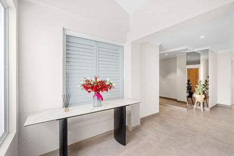 Exquisite Oasis Family Retreat - Accommodation ACT 2