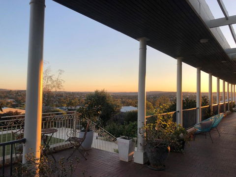 Fairway Manor Accomodation - Accommodation ACT 1