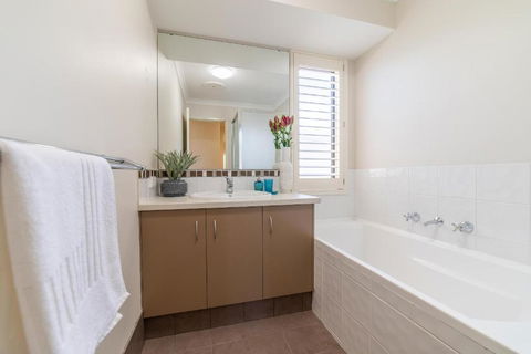 Greenmount Getaway - Accommodation ACT 4