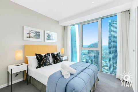 H Residences - QStay - Accommodation ACT 3