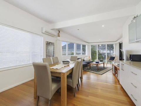 H2O Holiday Apartments Unit 13 - Accommodation ACT 2