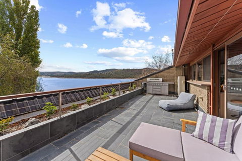 Ibis On Lake Jindabyne - Accommodation ACT 1