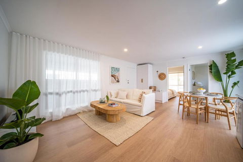 ILUKA Luxe Accommodation, Relaxed Coastal Vibe - Accommodation ACT 0
