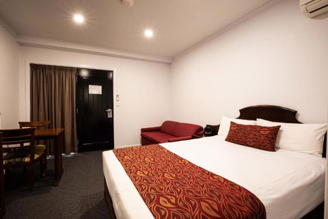 Hotel Settlers - Accommodation ACT 3
