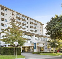 Adina Serviced Apartments Canberra Dickson - Accommodation ACT