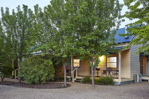 Alpine Valley Cottages - Accommodation ACT 3