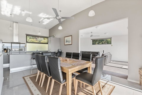 Amaroo - Accommodation ACT 2