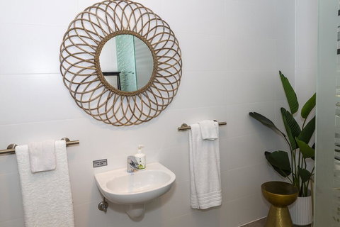 Amazing Grace - Accommodation ACT 2