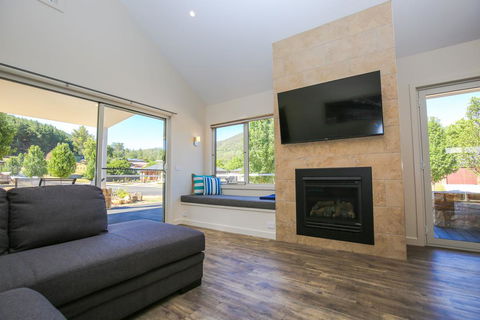 Amber Mist Villa One - Accommodation ACT 0