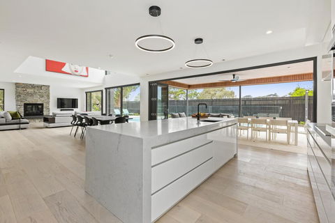 ANCHORAGE - MOUNT MARTHA - Accommodation ACT 1